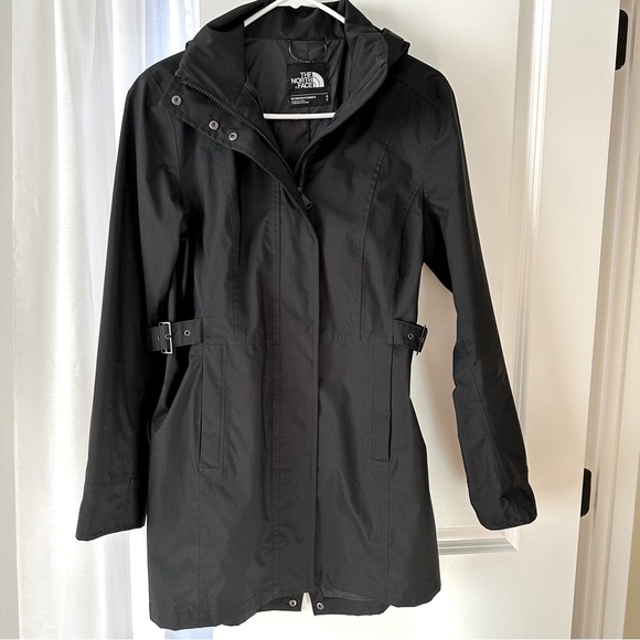 The North Face Rain Coat- size Small - Picture 3 of 12
